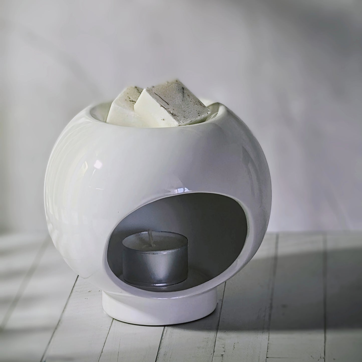 Prague wax Melt Burner.